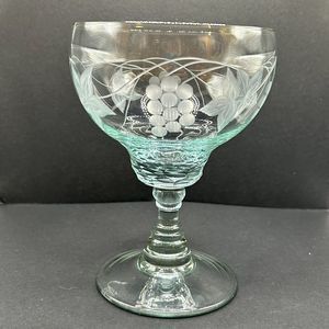 Waterford Great Room Wine Water Goblet Grapes Etched Crystal Jasmine Pearl